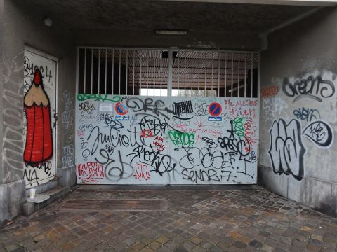 COMPLET / Visite guidée graffiti et street art - Bruxelles centre-ville