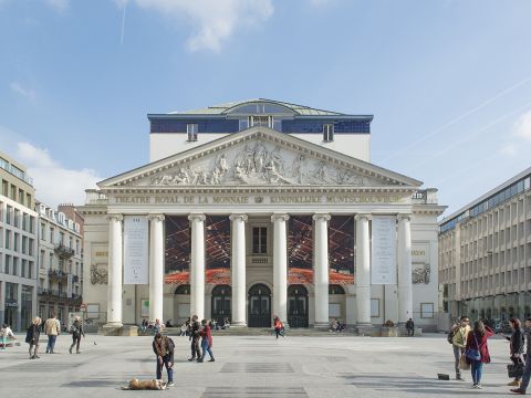 De la place Rogier à la place de la Monnaie  